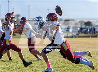 Thumbnail 3 in Mountain View vs. Stansbury (UHSAA 4A Second Round) photogallery.