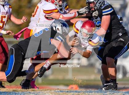 Thumbnail 2 in Mountain View vs. Stansbury (UHSAA 4A Second Round) photogallery.