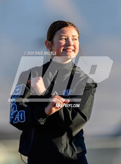 Thumbnail 1 in Mountain View vs. Stansbury (UHSAA 4A Second Round) photogallery.
