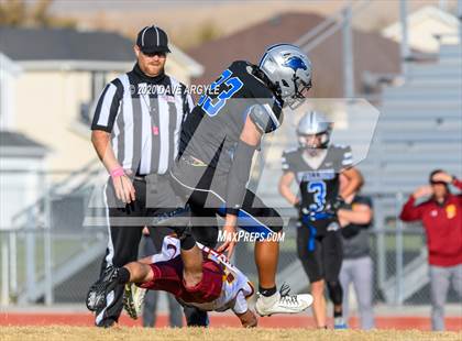 Thumbnail 3 in Mountain View vs. Stansbury (UHSAA 4A Second Round) photogallery.