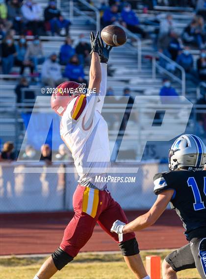 Thumbnail 2 in Mountain View vs. Stansbury (UHSAA 4A Second Round) photogallery.