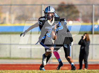 Thumbnail 1 in Mountain View vs. Stansbury (UHSAA 4A Second Round) photogallery.