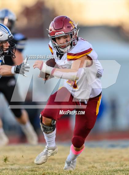 Thumbnail 2 in Mountain View vs. Stansbury (UHSAA 4A Second Round) photogallery.