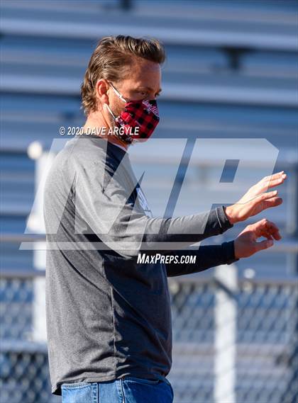 Thumbnail 1 in Mountain View vs. Stansbury (UHSAA 4A Second Round) photogallery.