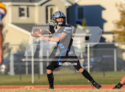 Thumbnail 1 in Mountain View vs. Stansbury (UHSAA 4A Second Round) photogallery.