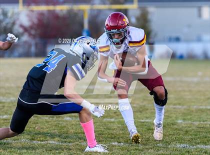 Thumbnail 3 in Mountain View vs. Stansbury (UHSAA 4A Second Round) photogallery.