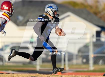 Thumbnail 2 in Mountain View vs. Stansbury (UHSAA 4A Second Round) photogallery.