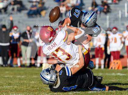 Thumbnail 3 in Mountain View vs. Stansbury (UHSAA 4A Second Round) photogallery.