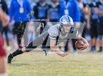 Thumbnail 2 in Mountain View vs. Stansbury (UHSAA 4A Second Round) photogallery.