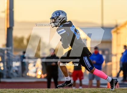 Thumbnail 2 in Mountain View vs. Stansbury (UHSAA 4A Second Round) photogallery.