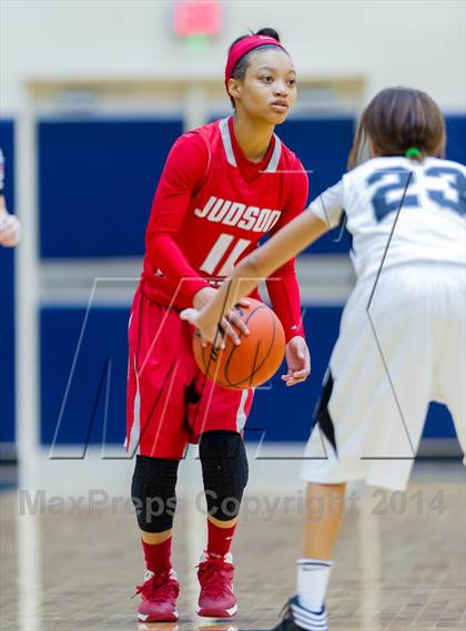 Thumbnail 1 in Judson vs. Steele (UIL 5A Area Playoffs) photogallery.