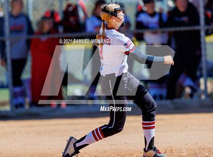 Thumbnail 2 in Elkhorn vs. Lincoln Southwest photogallery.