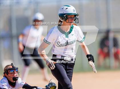 Thumbnail 3 in Elkhorn vs. Lincoln Southwest photogallery.