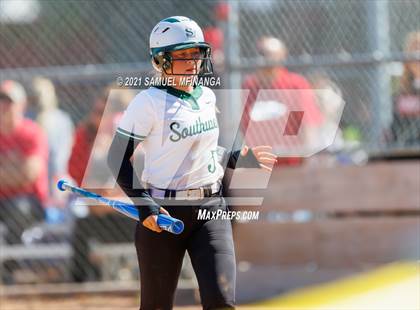 Thumbnail 3 in Elkhorn vs. Lincoln Southwest photogallery.