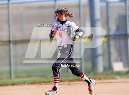 Thumbnail 1 in Elkhorn vs. Lincoln Southwest photogallery.