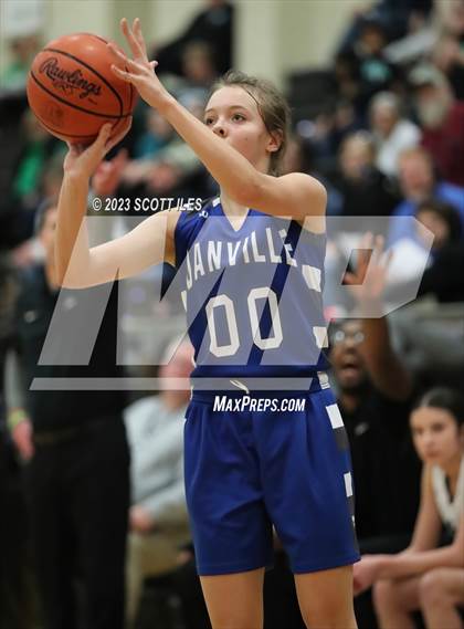 Thumbnail 3 in Danville vs Fisher Catholic (OHSAA D4 District Semifinal) photogallery.