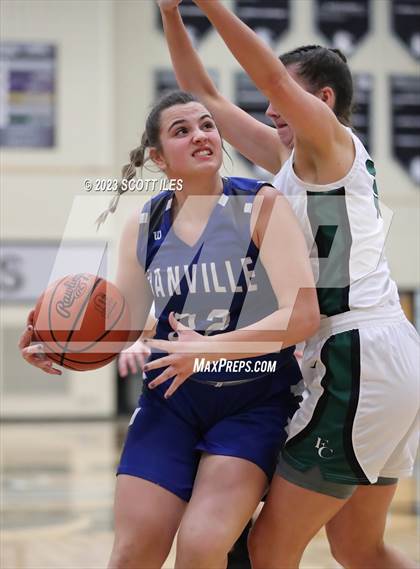 Thumbnail 2 in Danville vs Fisher Catholic (OHSAA D4 District Semifinal) photogallery.