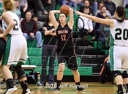 Thumbnail 1 in Mogadore vs. Dalton photogallery.