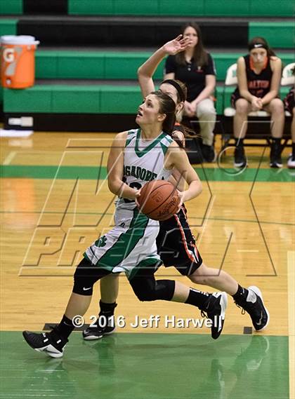 Thumbnail 3 in Mogadore vs. Dalton photogallery.