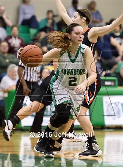 Thumbnail 1 in Mogadore vs. Dalton photogallery.