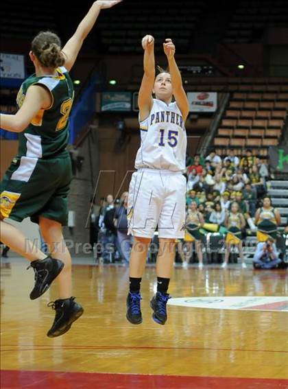 Thumbnail 1 in Kingsburg vs. Corcoran (CIF CS D4 Final) photogallery.
