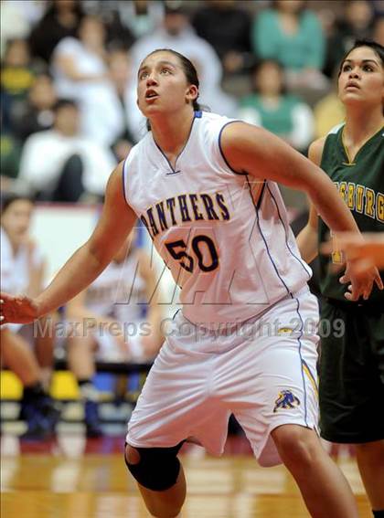 Thumbnail 3 in Kingsburg vs. Corcoran (CIF CS D4 Final) photogallery.