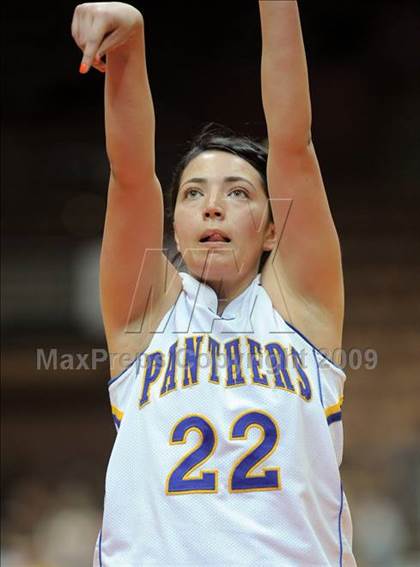 Thumbnail 1 in Kingsburg vs. Corcoran (CIF CS D4 Final) photogallery.
