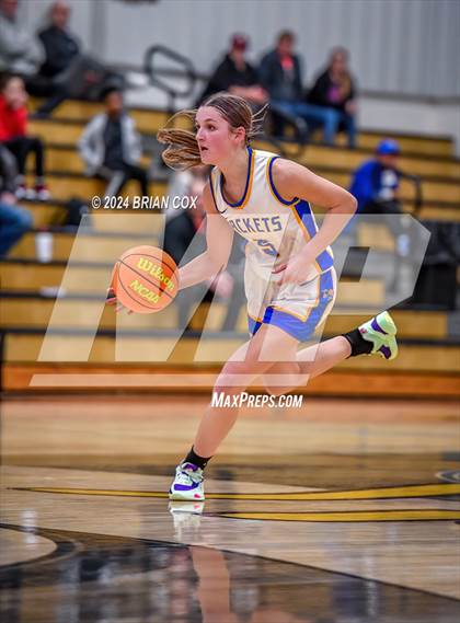 Thumbnail 2 in Tuckerman vs Mountain View (3A-2 District Tournament) photogallery.