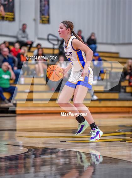 Thumbnail 2 in Tuckerman vs Mountain View (3A-2 District Tournament) photogallery.