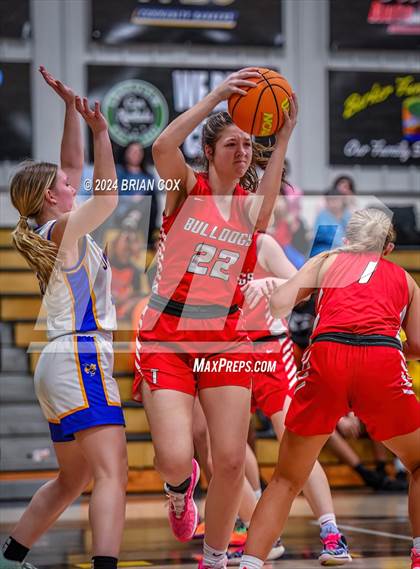 Thumbnail 2 in Tuckerman vs Mountain View (3A-2 District Tournament) photogallery.