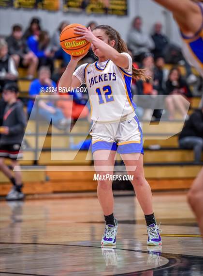 Thumbnail 3 in Tuckerman vs Mountain View (3A-2 District Tournament) photogallery.