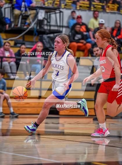 Thumbnail 3 in Tuckerman vs Mountain View (3A-2 District Tournament) photogallery.