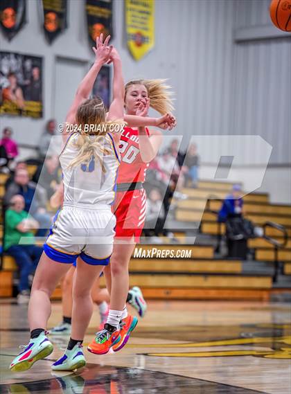 Thumbnail 3 in Tuckerman vs Mountain View (3A-2 District Tournament) photogallery.