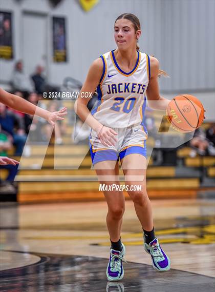 Thumbnail 2 in Tuckerman vs Mountain View (3A-2 District Tournament) photogallery.