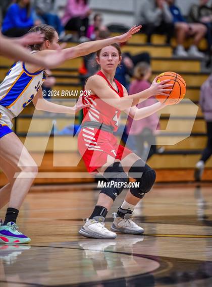Thumbnail 1 in Tuckerman vs Mountain View (3A-2 District Tournament) photogallery.