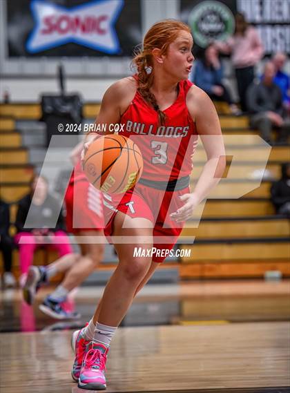 Thumbnail 2 in Tuckerman vs Mountain View (3A-2 District Tournament) photogallery.