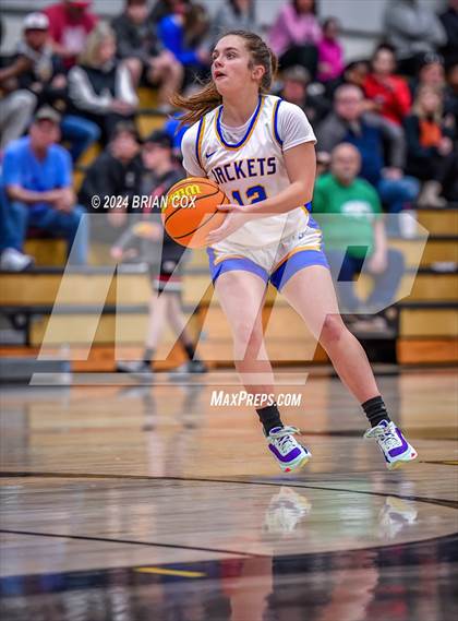 Thumbnail 2 in Tuckerman vs Mountain View (3A-2 District Tournament) photogallery.