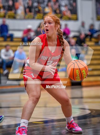 Thumbnail 2 in Tuckerman vs Mountain View (3A-2 District Tournament) photogallery.