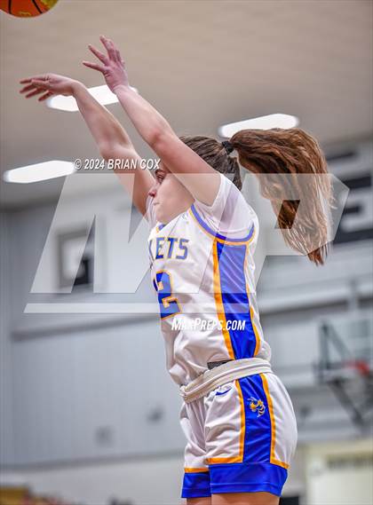 Thumbnail 1 in Tuckerman vs Mountain View (3A-2 District Tournament) photogallery.