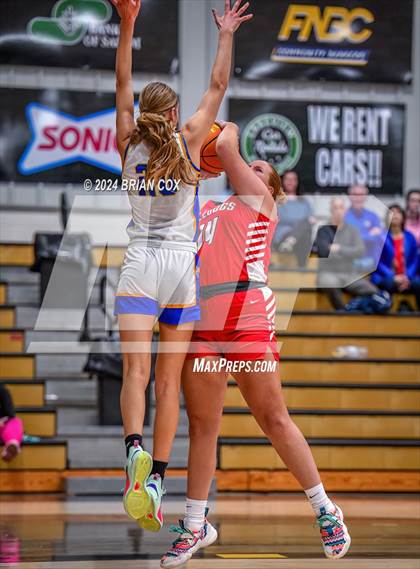 Thumbnail 1 in Tuckerman vs Mountain View (3A-2 District Tournament) photogallery.