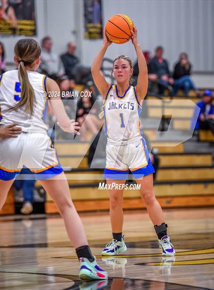 Thumbnail 1 in Tuckerman vs Mountain View (3A-2 District Tournament) photogallery.