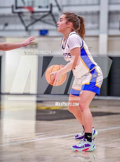 Thumbnail 1 in Tuckerman vs Mountain View (3A-2 District Tournament) photogallery.