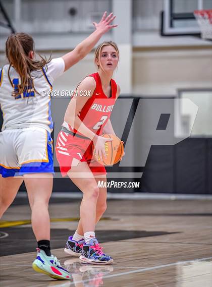 Thumbnail 3 in Tuckerman vs Mountain View (3A-2 District Tournament) photogallery.