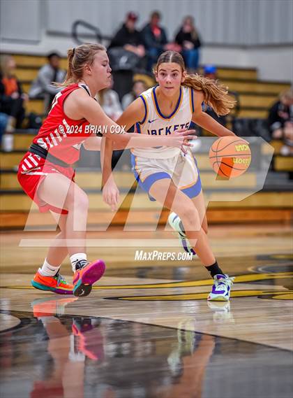 Thumbnail 3 in Tuckerman vs Mountain View (3A-2 District Tournament) photogallery.