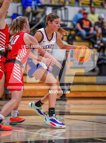 Thumbnail 2 in Tuckerman vs Mountain View (3A-2 District Tournament) photogallery.