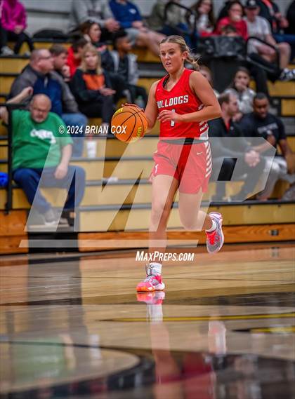 Thumbnail 3 in Tuckerman vs Mountain View (3A-2 District Tournament) photogallery.