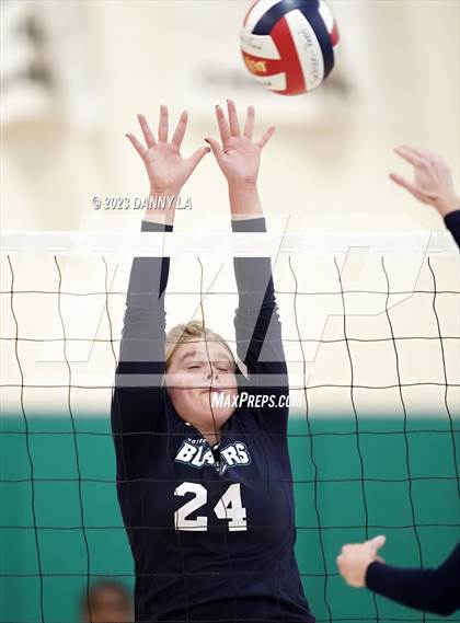 Thumbnail 2 in Flint Hill vs. Notre Dame Prep (Tiger Paws Invitational) photogallery.