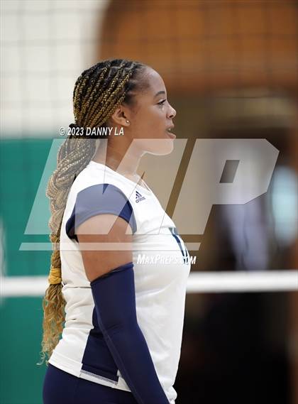 Thumbnail 2 in Flint Hill vs. Notre Dame Prep (Tiger Paws Invitational) photogallery.