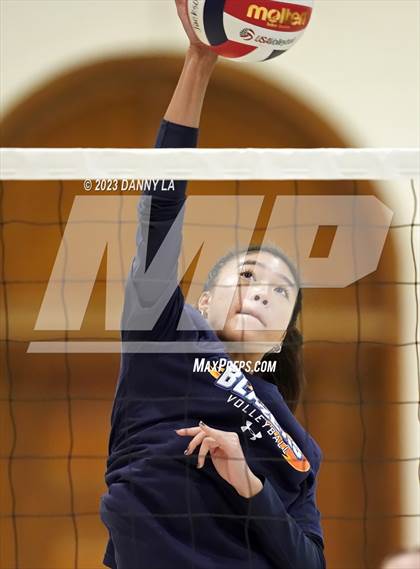 Thumbnail 3 in Flint Hill vs. Notre Dame Prep (Tiger Paws Invitational) photogallery.