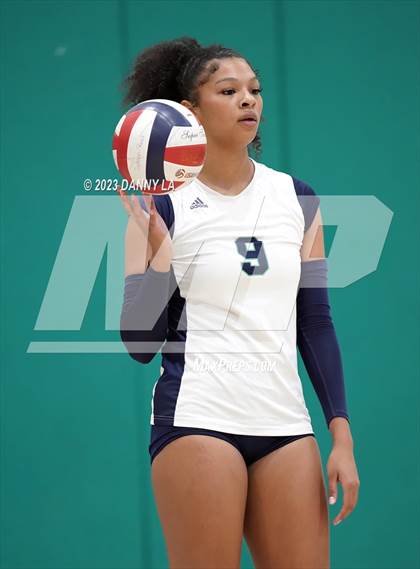 Thumbnail 2 in Flint Hill vs. Notre Dame Prep (Tiger Paws Invitational) photogallery.